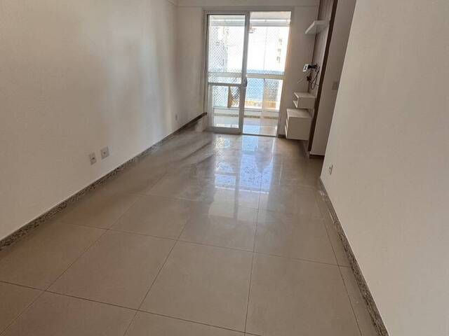 #96 - Apartamento para Venda em Vila Velha - ES